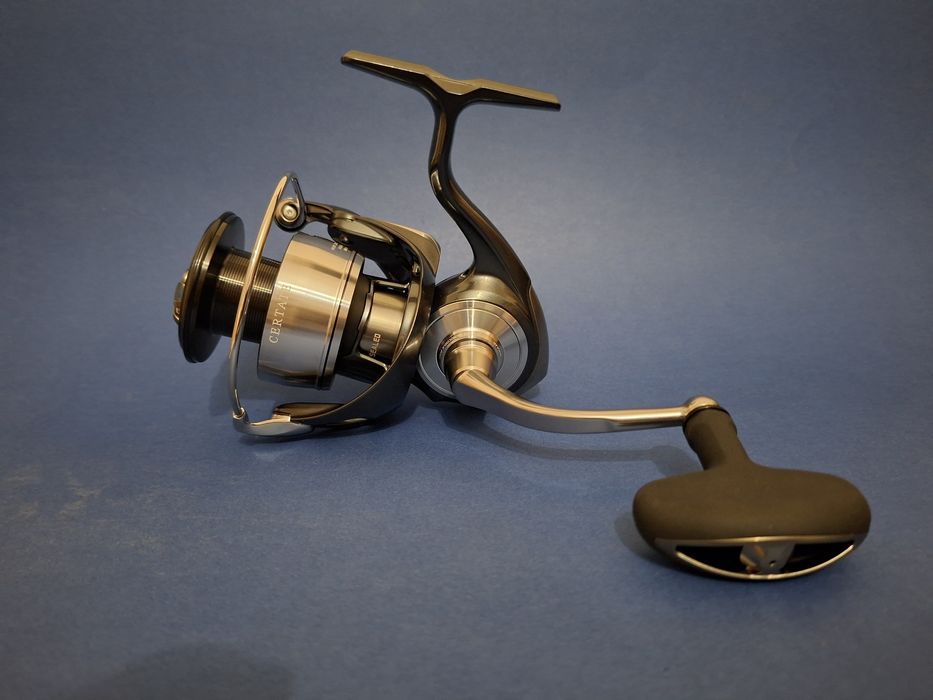 Vând mulineta Daiwa Certate LT 4000D-C  (2024), Noua.