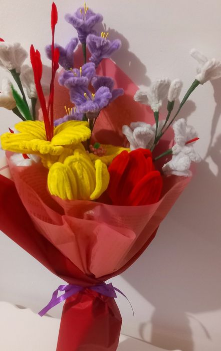 Buchet de flori pentru luna martie