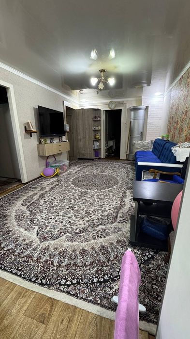 Продаю 2-ух комнатную квартиру