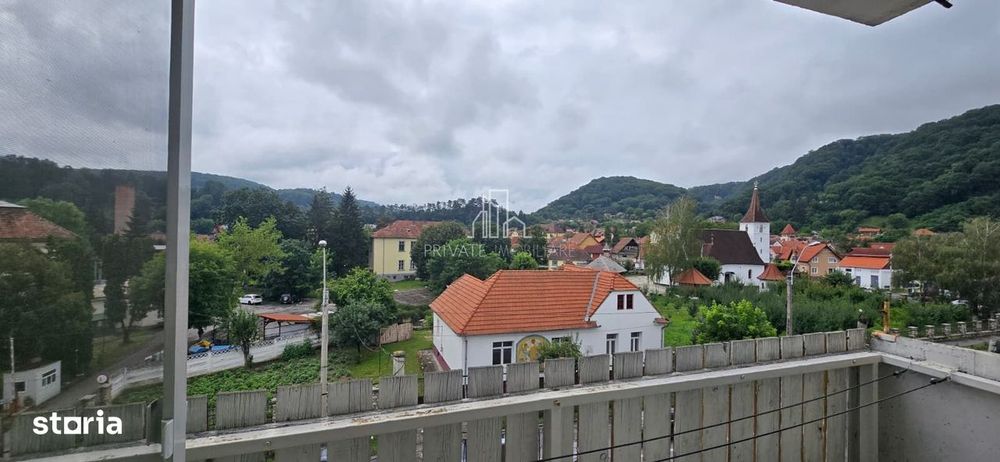 Apartament 4 camere, zona Cornesti, Sighisoara — fotografia 3