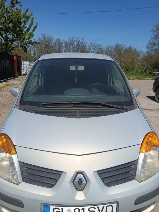 Vând Renault Modus