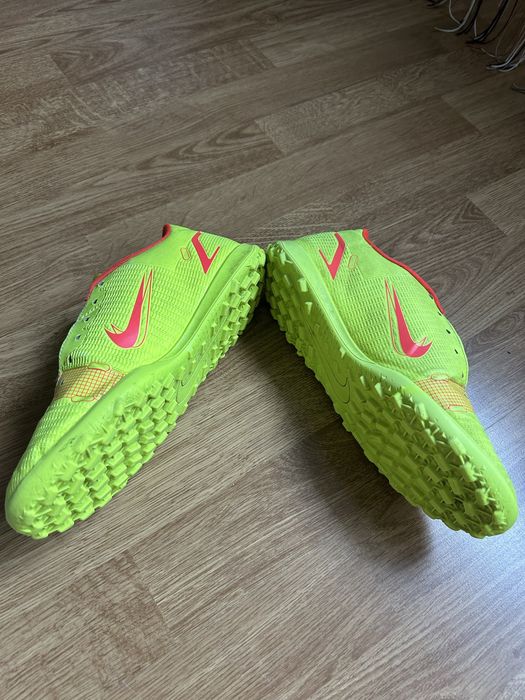 Ghete Fotbal Nike Mercurial