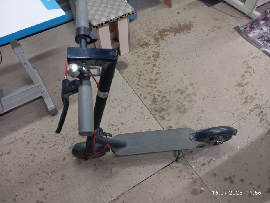 Продам электро самокат