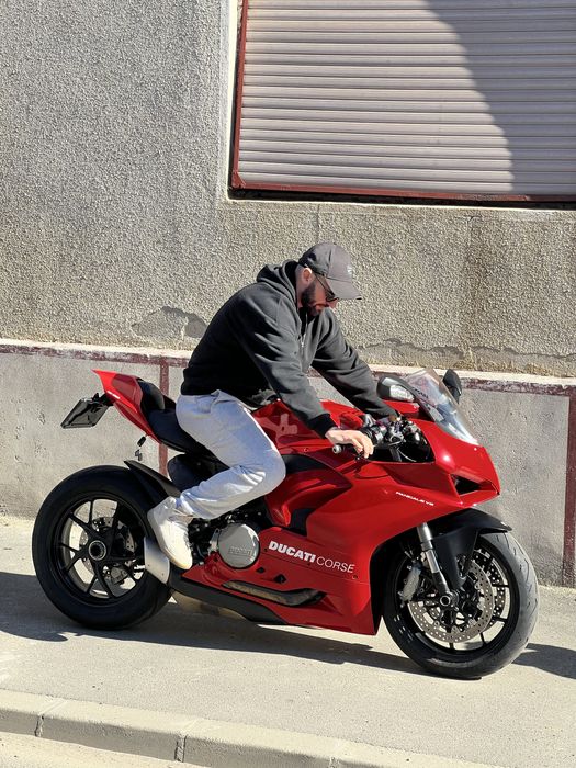Se vinde Ducati Panigale V2