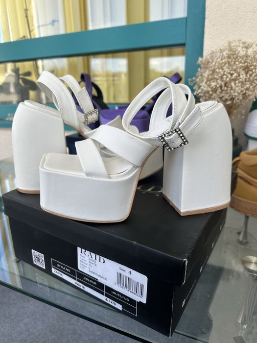 Сандали Zaida от еко кожа с масивен ток