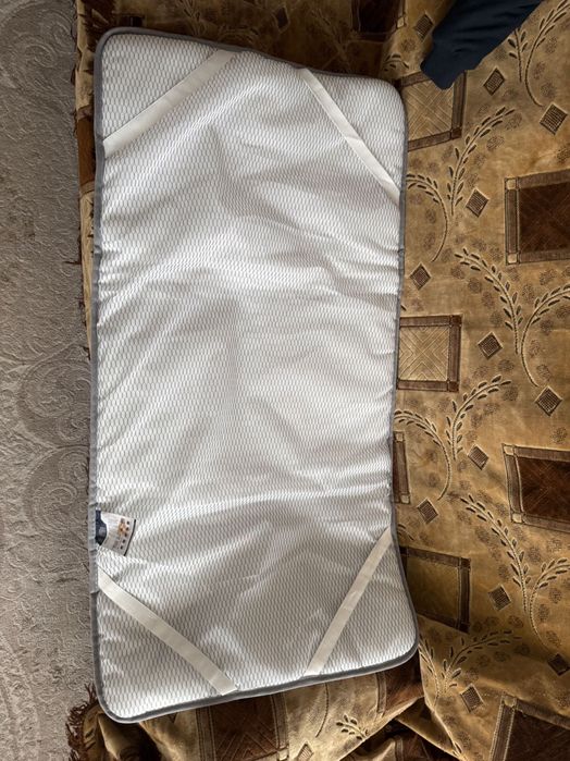 матрас небольшой, 5000