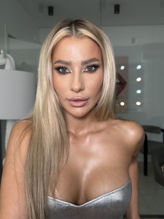 Servicii de makeup profesional in București,pentru orice eveniment.