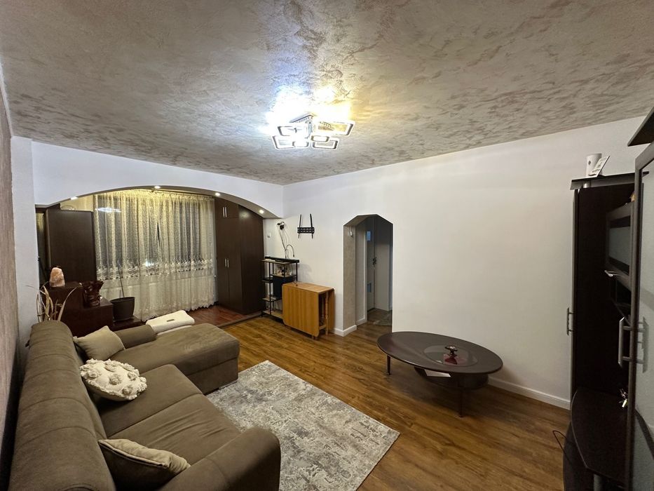 De vânzare apartament 3 camere in Alexandria, Teleorman