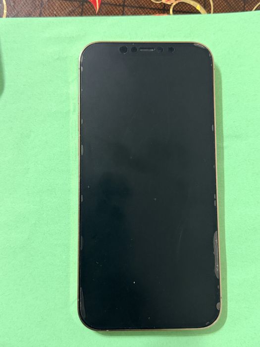 Продам айфон 12 про макс