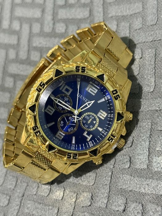 Продам часы Geneva