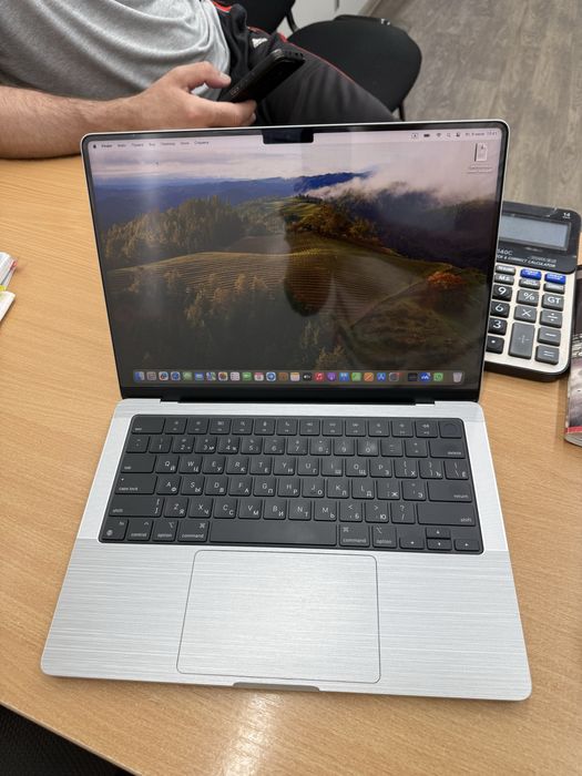 Macbook 14 pro M1 512GB