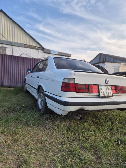 Продам  BMW 520 .