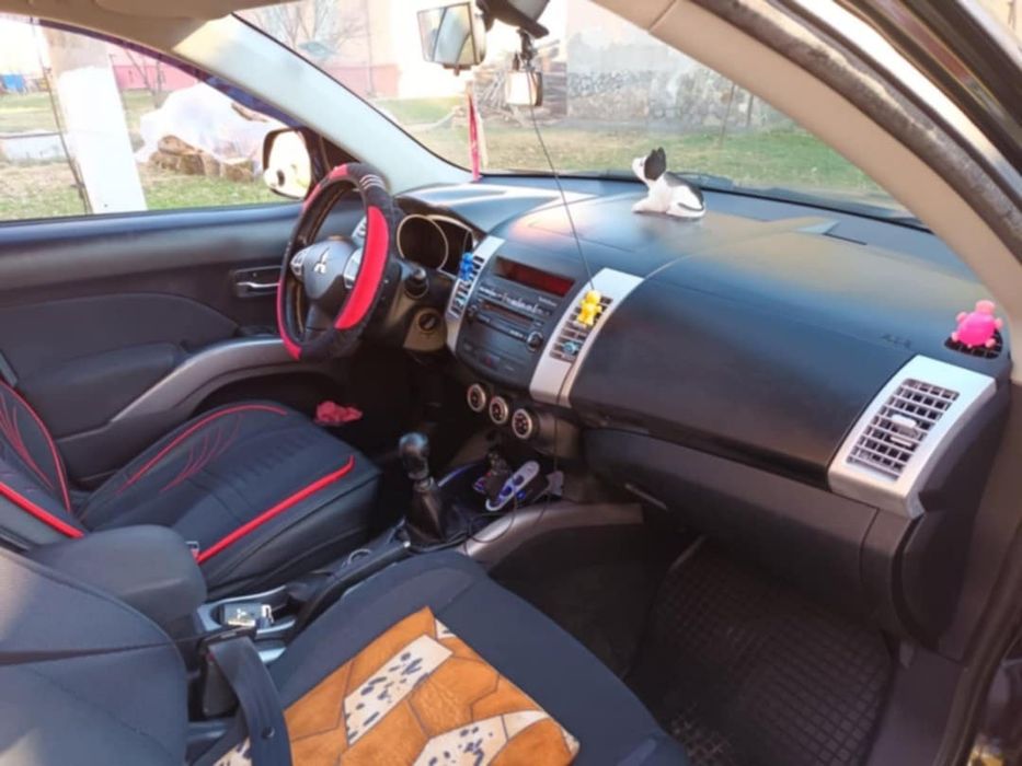 Mițubisi outlander 2008
