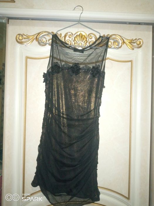 100.000 тысяч суммов платья вечерние и белый комбинезон