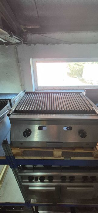 Grill,gratar roca vulcanica ,linia 600,restaurant,catering,food