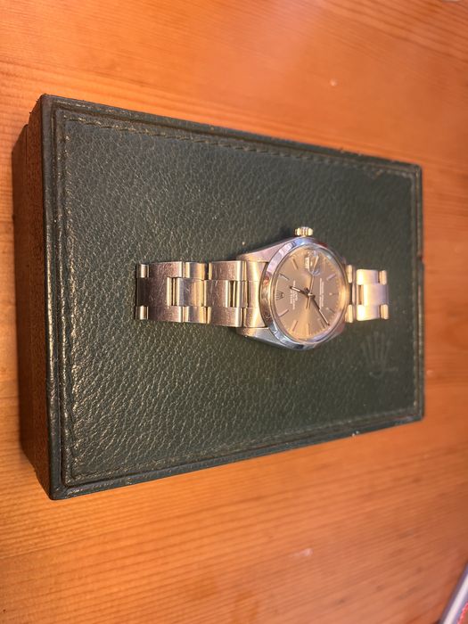 Rolex Oyster Perpetual Date 15200 – 34 мм