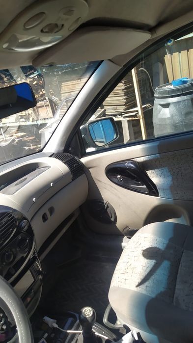 Продам машину Лада Калина