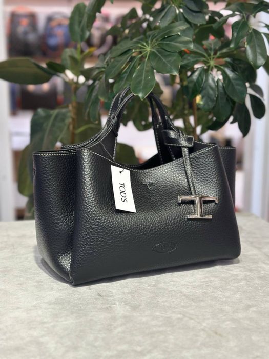 Geanta Tod’s noua !!! Dimensiuni 38/18 !!!