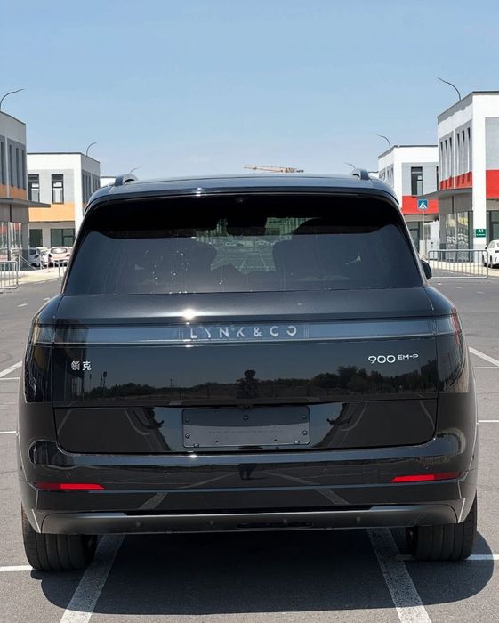 Lynk-Co 900 Hybrid 1450 km Li9 ni QOTILI.