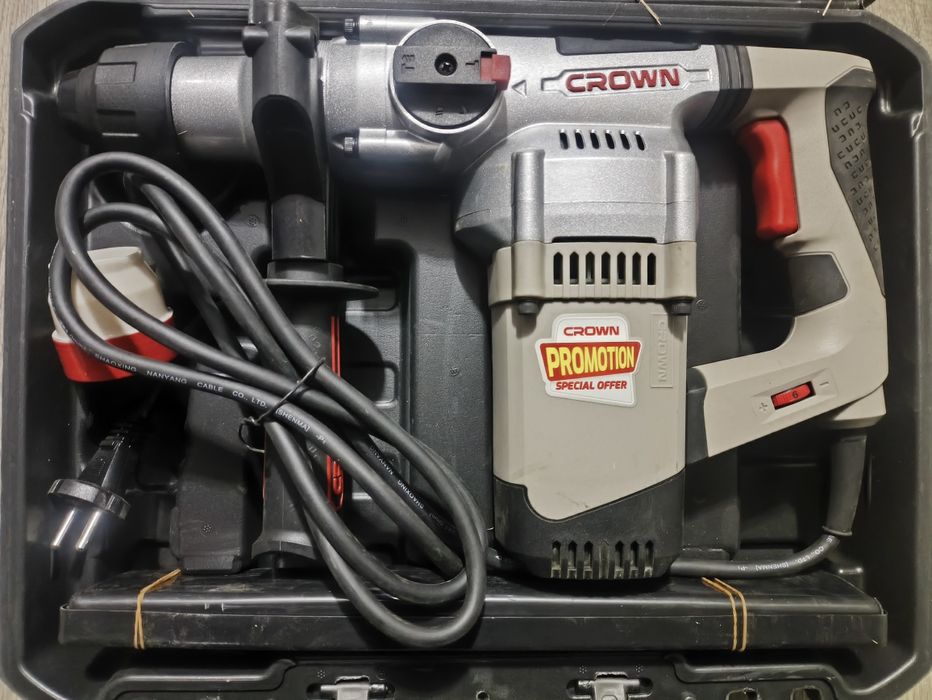 Продам перфоратор crown оригинал новый