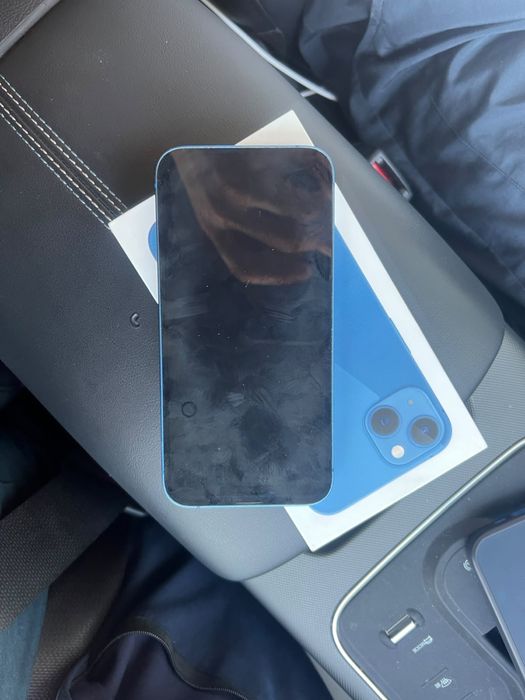 Iphone 13 в хорошем состояний