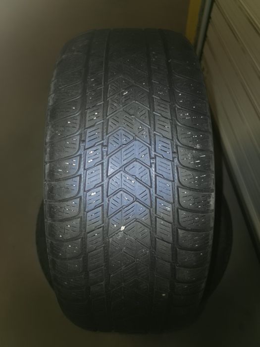 Гуми Pirelli Scorpion 275 40 22 dot T292  winter