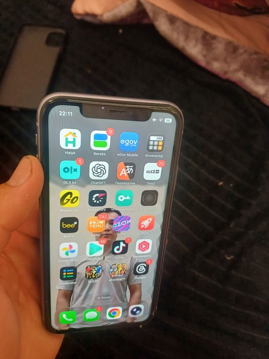 Продам iPhone 11
