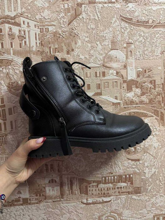 Зимние ботинки из экокожи