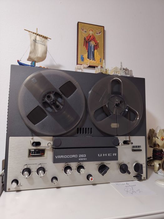 Se vinde magnetofon Uher Variocord 263 made West GermanY