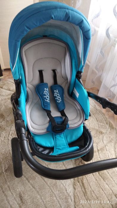Коляска Tuttis Zippy 2в1