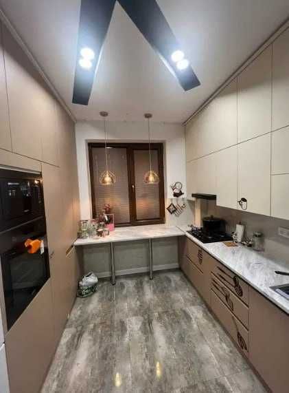 Сдаётся Новостройка ЖК Зарафшан
Ориентир - Мед.Центр Shifo Nur