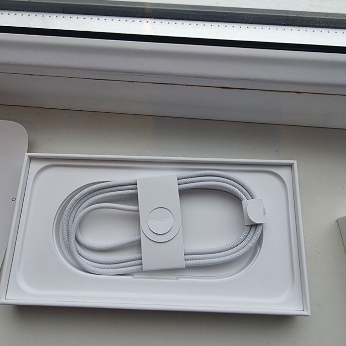 Iphone 16 pro max 512gb/93%/esim