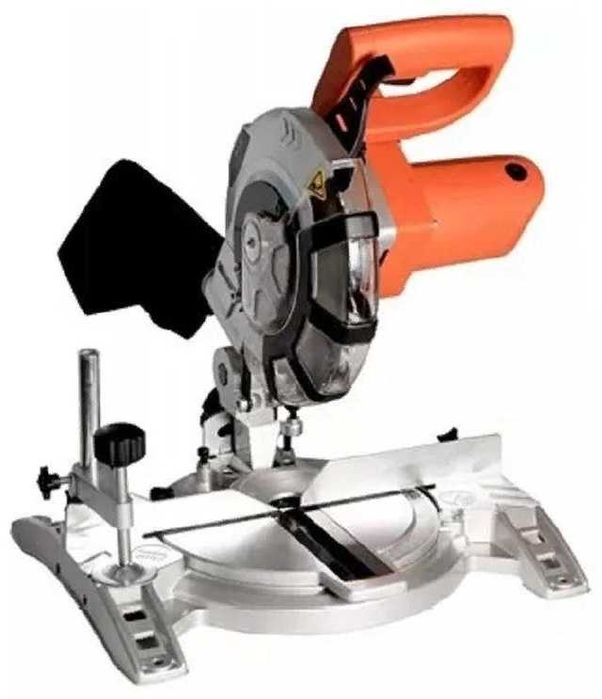 Пила торцовочная P.I.T. 82102A