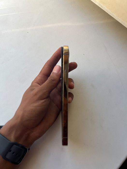 iPhone 12 pro 256гб