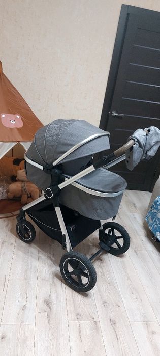 Коляска 2 в 1 ..