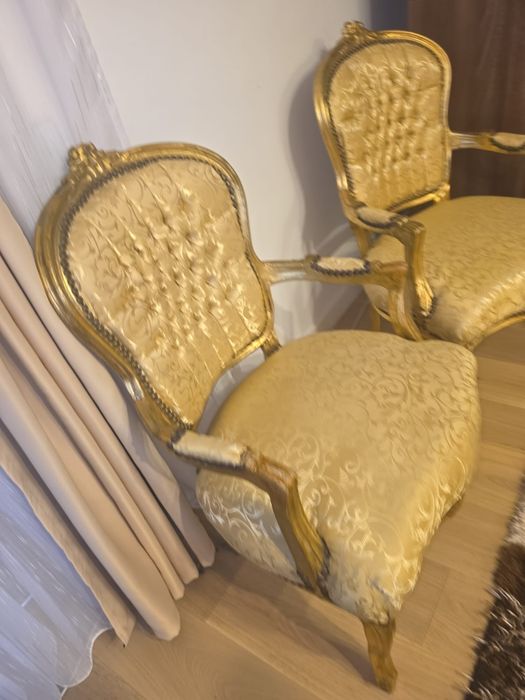 Vând fotolii tapitate