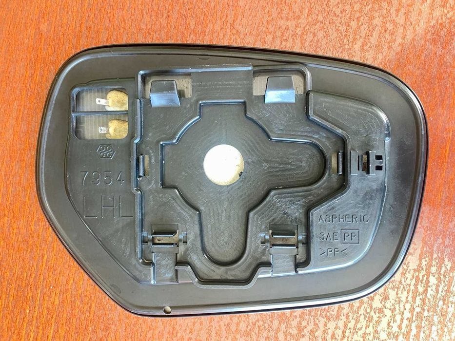 Ляво огледало Mitsubishi Grandis 2003-2011