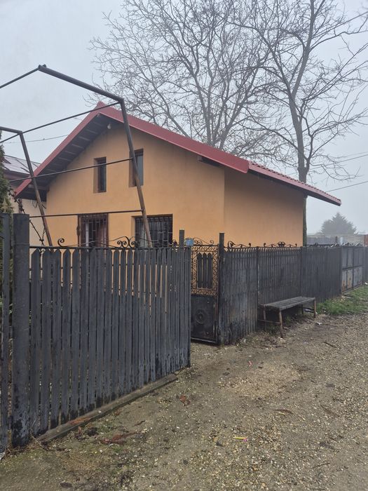 Casa de vanzare.