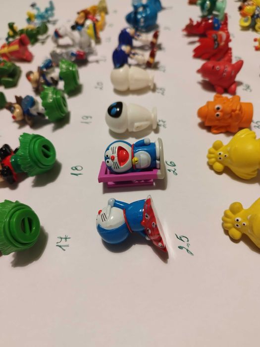 играчки от киндер яйца