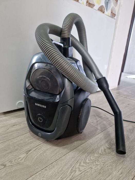 Продам пылесос самсунг