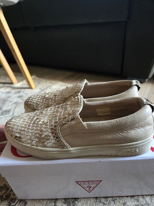 Обувки Guess еспадрили