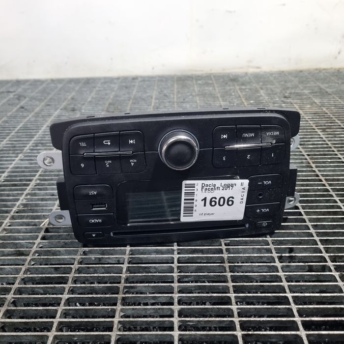 Cd player Dacia Dacia Logan II MCV Facelift 2017 2016 - 2020 (1606) 281156534RTO303 Garantie