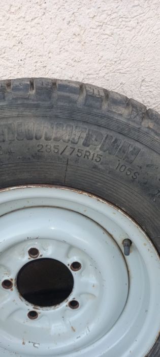 Б/у Колеса на УАЗ с резиной /R15