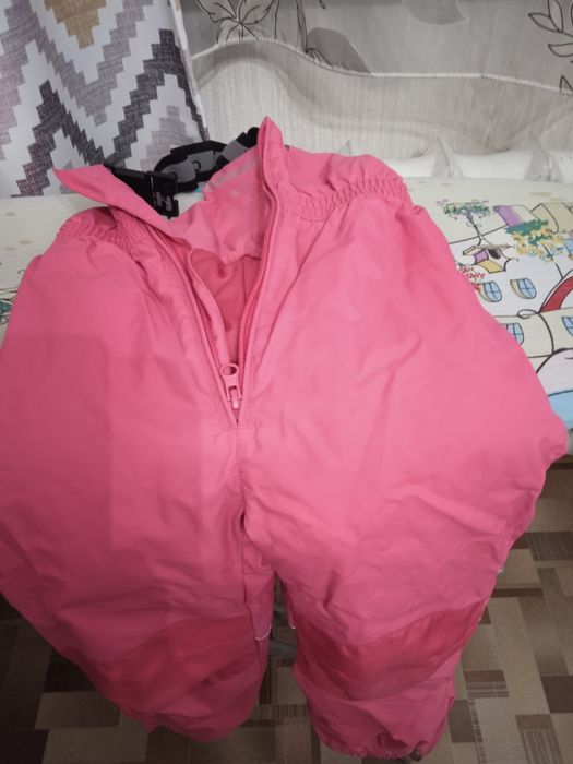 Продаю детский комбинезон.