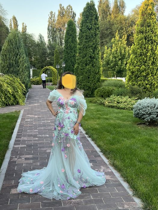 Выпускное вечернее нарядное платье