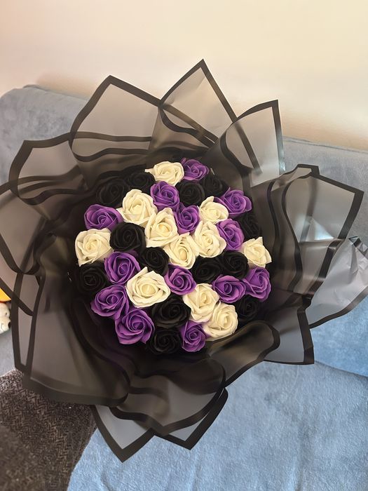 Vand buchet trandafiri