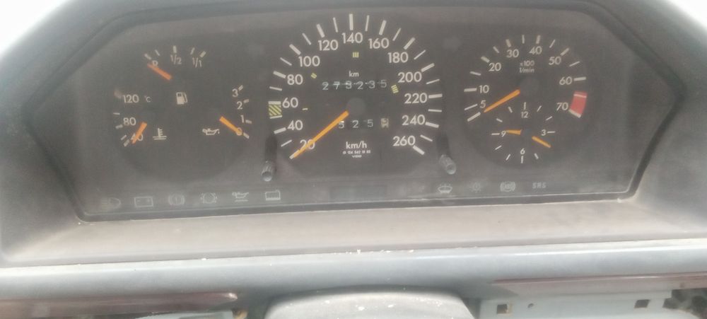 Мерседес 124 запчасти.