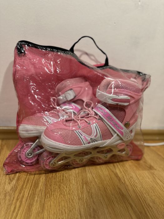 Role noi, roz, cu roti luminoase, 35-38