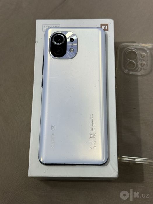 Xiaomi 11 8/256 flagman