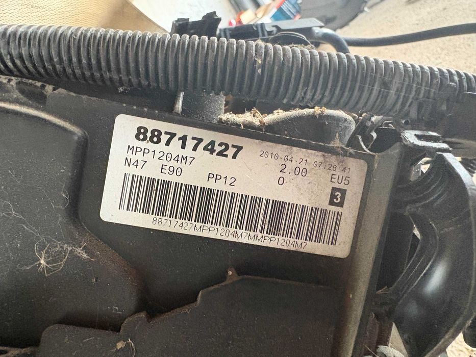 Двигател мотор N47D20C n47 н47 бмв е90 е87